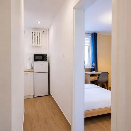 Appartamento Komfortowy Z Balkonem Blisko Ergo Arena By Renters *