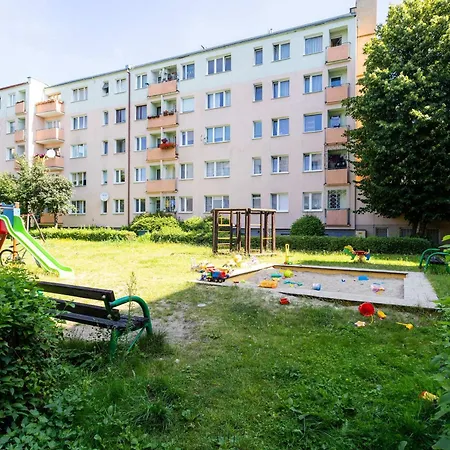 Komfortowy Z Balkonem Blisko Ergo Arena By Renters Appartement *